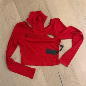 h:ours Red Cut-Out Crop Top